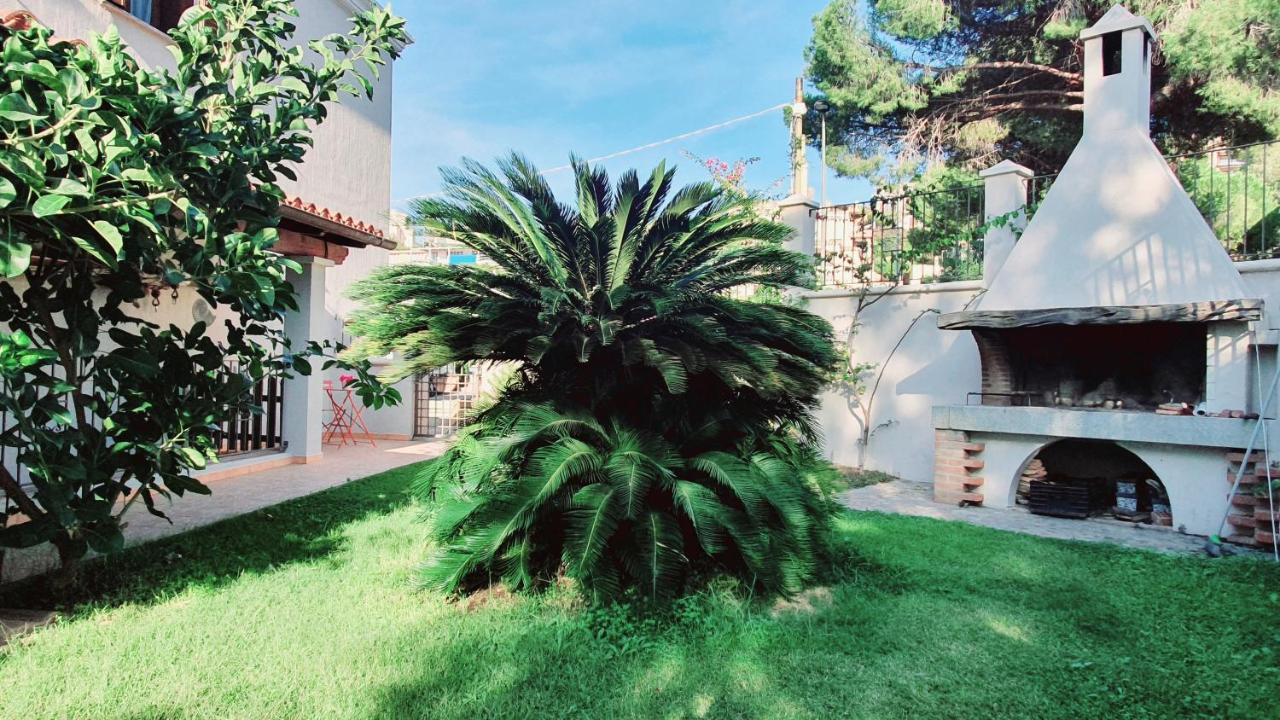 Nautilus - Monolocale Seminterrato Con Finestre Apartment Àrbatax Exterior foto
